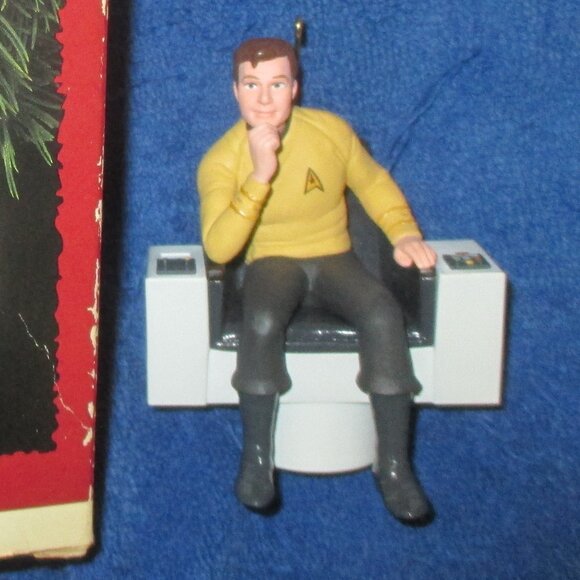 Star Trek Captain James T Kirk Hallmark Keepsake Ornament 1995 - Picture 2 of 2
